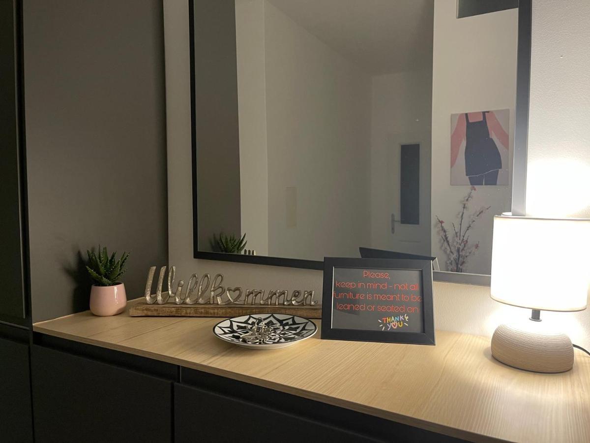 Big Apartment Wina Bagian luar foto