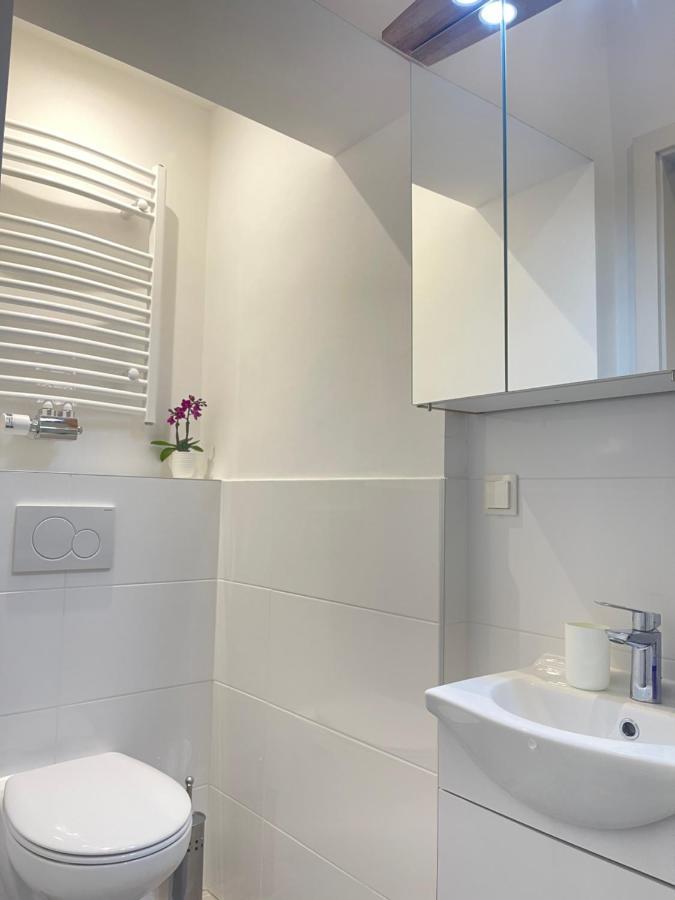 Big Apartment Wina Bagian luar foto