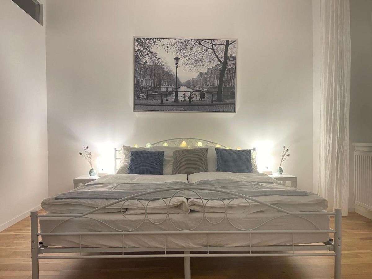 Big Apartment Wina Bagian luar foto